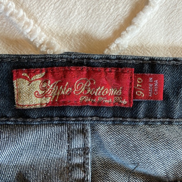 Retro Women’s Apple Bottom Jeans size 9/10 - Picture 3 of 14